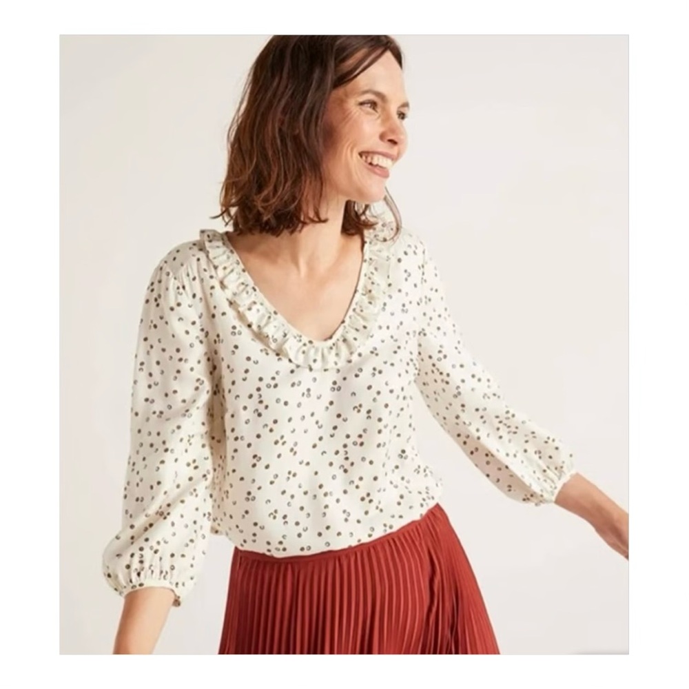 BODEN ivory polka dot blouse ruffle neck  size 18